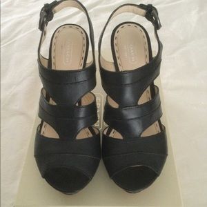 EUC Coach Jazlyn vachetta black leather wedge strappy sandal. Size 9.